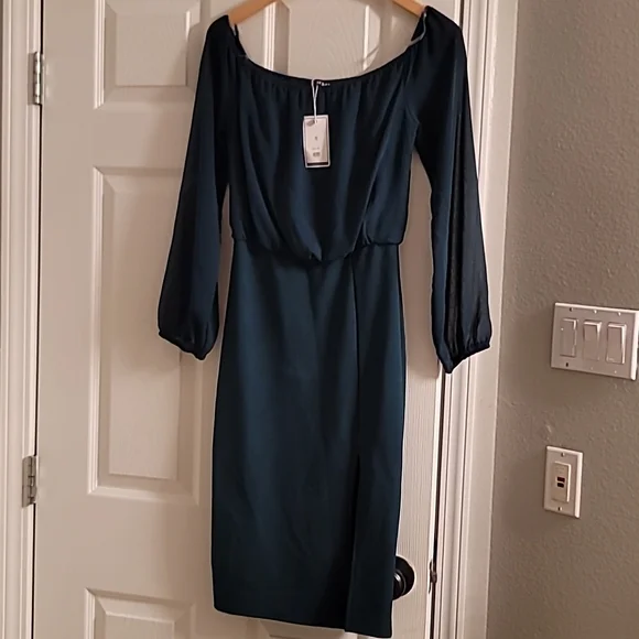 Lascala Dresses | La Scala Women's Green Midi Dress With Slits Size Small | Color: Green | Size: S | Geodorah's Closet Lascala Dresses | La Scala Women's Green Midi Dress With Slits Size Small | Color: Green | Size: S | Geodorah's Closet
